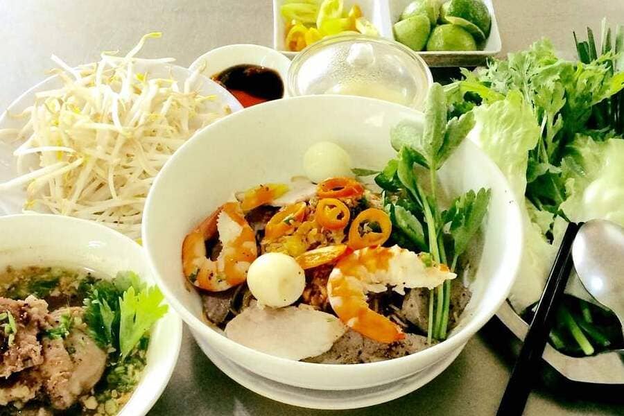 Đặc Sản Việt Nam | Top Những Món Ngon 3 Miền Bạn Nhất Định Phải Thử