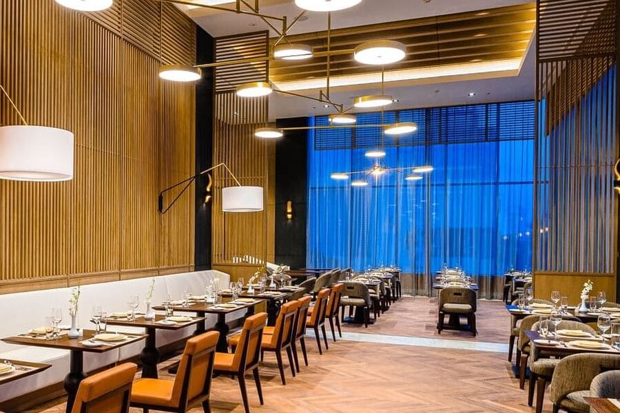 La Brasserie, Top 10 Nhà Hàng 5 sao Tại Hà Nội 