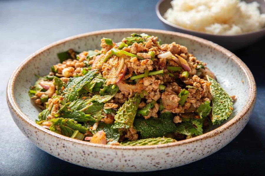 Món Laap (Larb) - ẩm thực lào