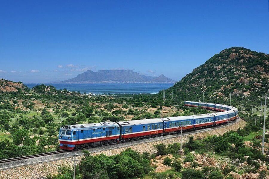 Tuyến tàu hỏa Sài Gòn - Nha Trang