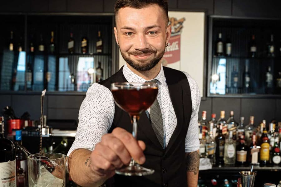 Yêu cầu công việc đối với một Bartender