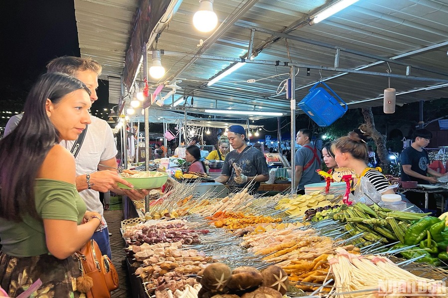 ẩm thực Chợ đêm luang Prabang