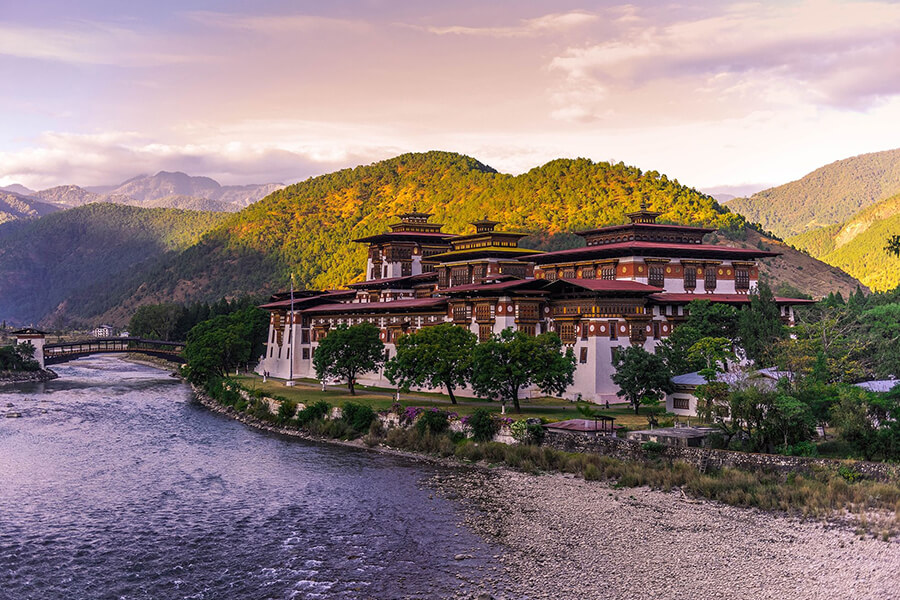 văn hóa Phật Giáo Bhutan - Punakha Dzong 