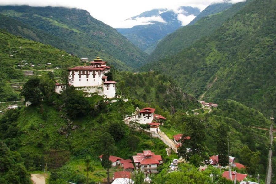 Địa Điểm Check-In Bhutan Thung lũng Lhuentse