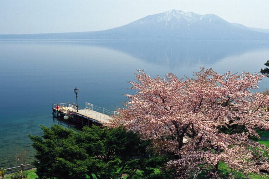 Địa Điểm Check-In Tại Nhật Bản - Hokkaido - Hồ Shikotsu